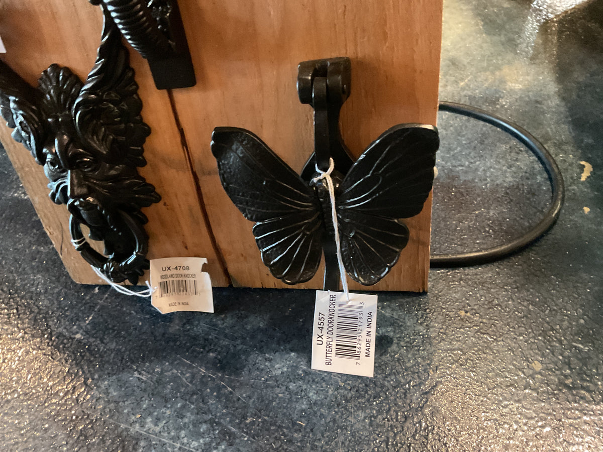 UX4557 Butterfly Door Knocker (black)