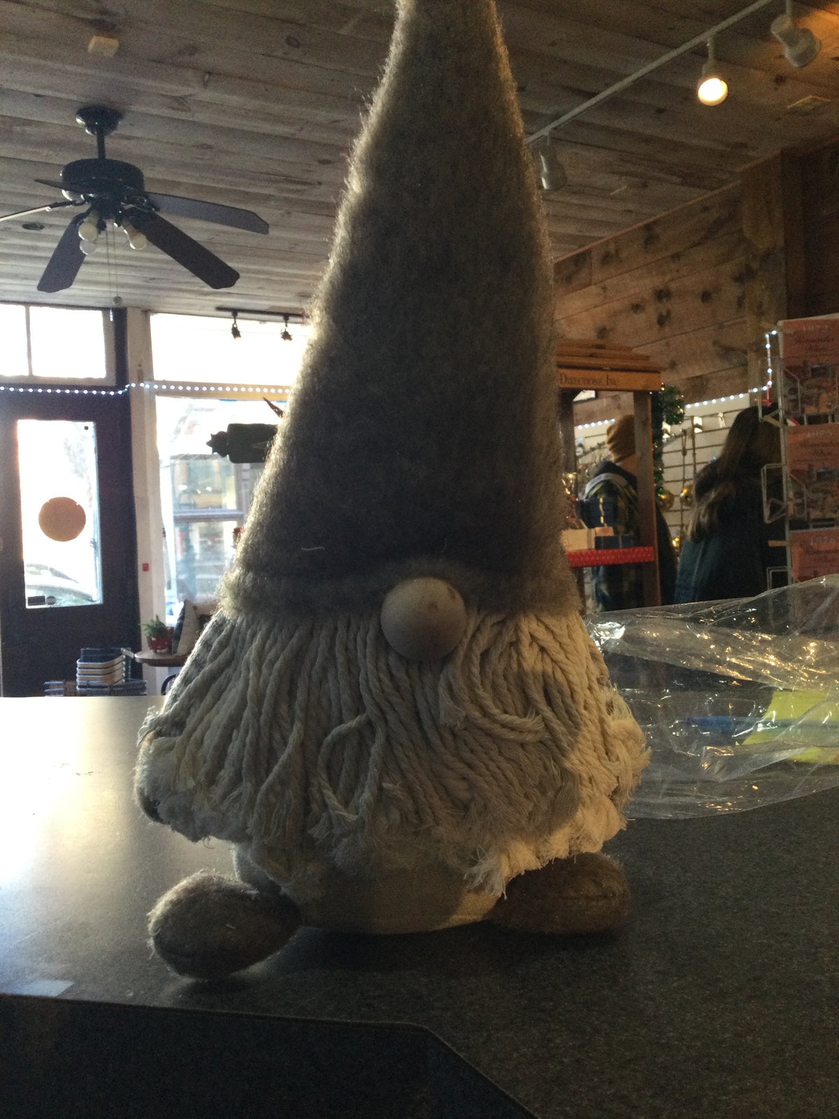 Gnome grey hat medium