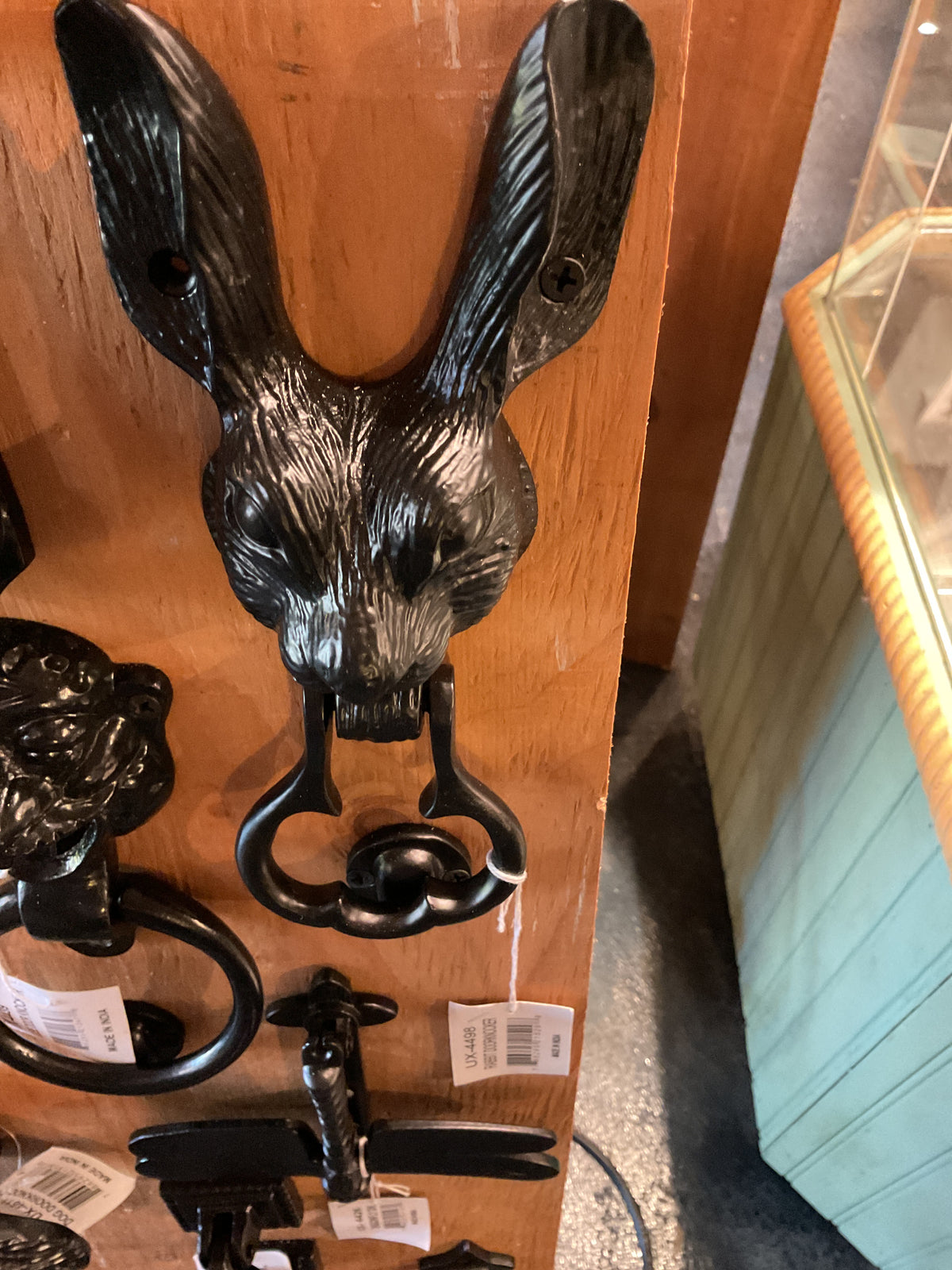 UX4498 Bunny Door Knocker (black)