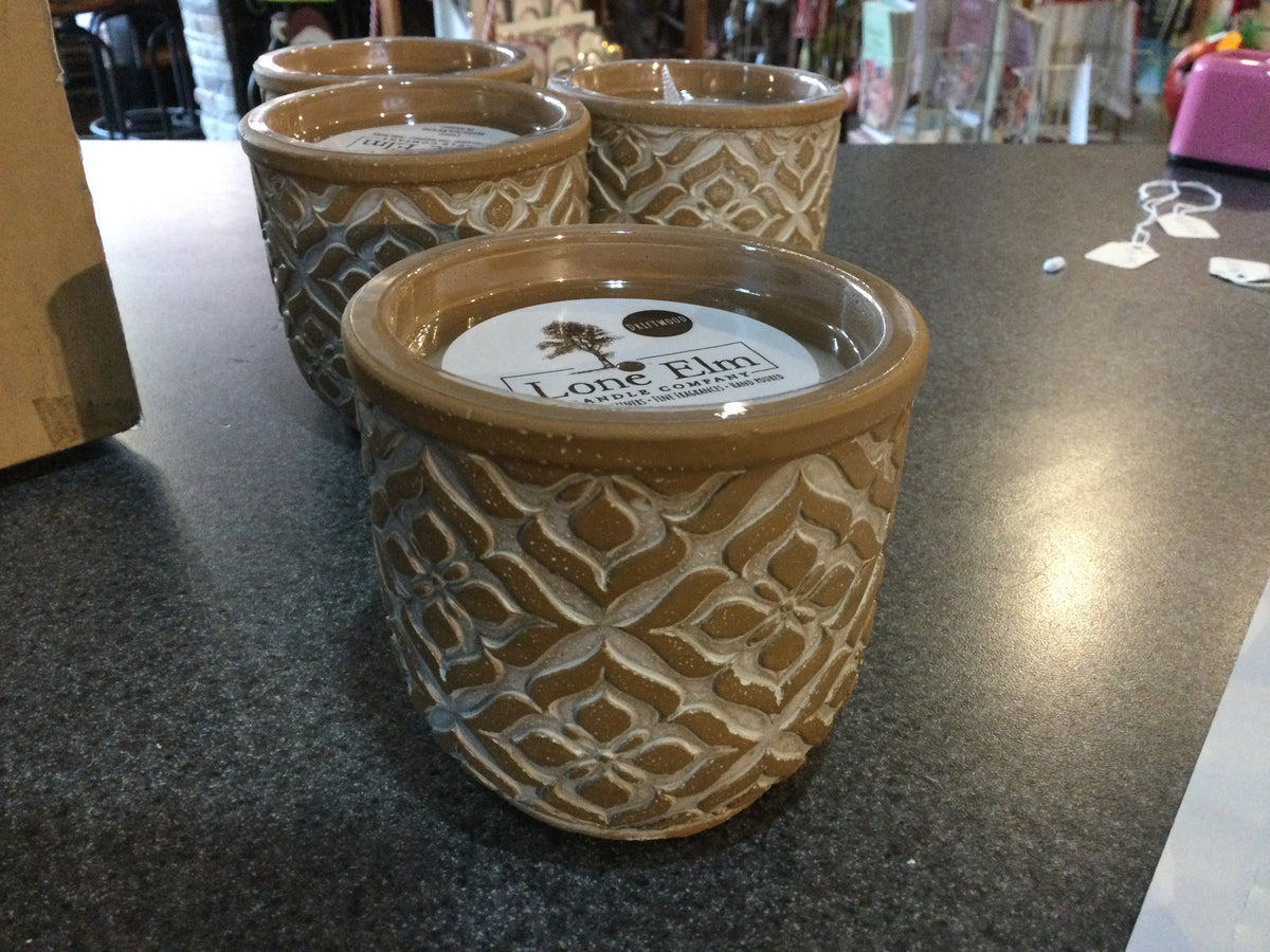 Lone Elm driftwood candle small