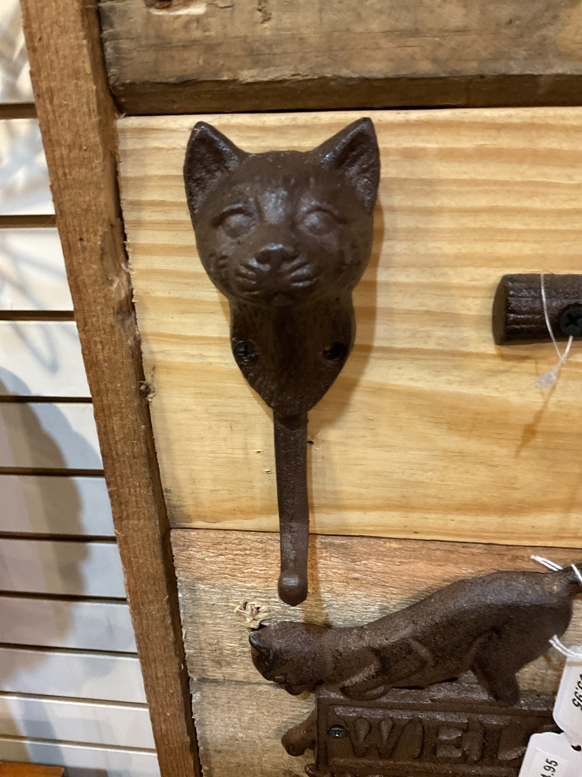 X2647 cat hook