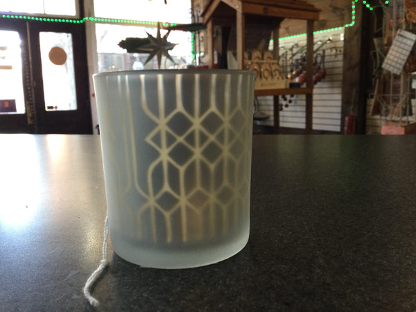 Shimmering lattice candle holder