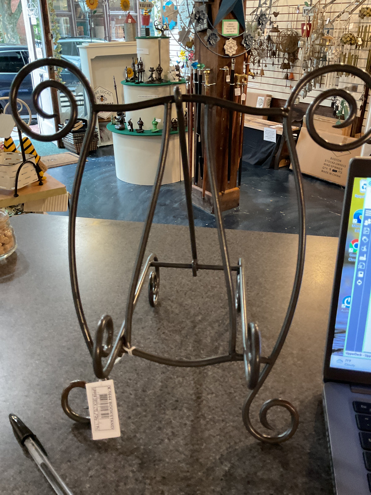 X1644 book stand