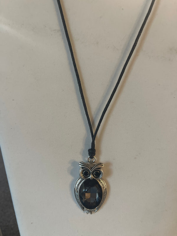 UJ1021 Owl Necklace