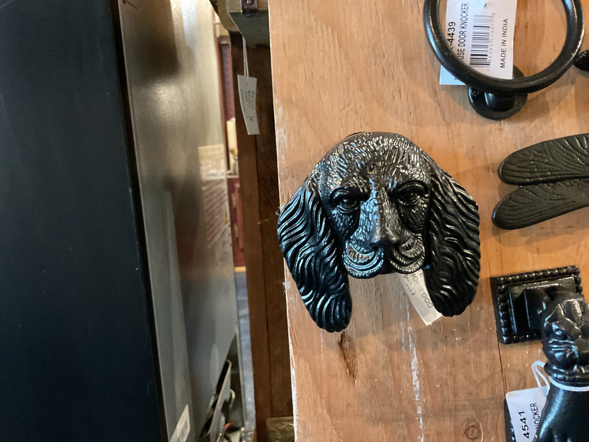 UX4611 Dog Face Door Knocker (black)