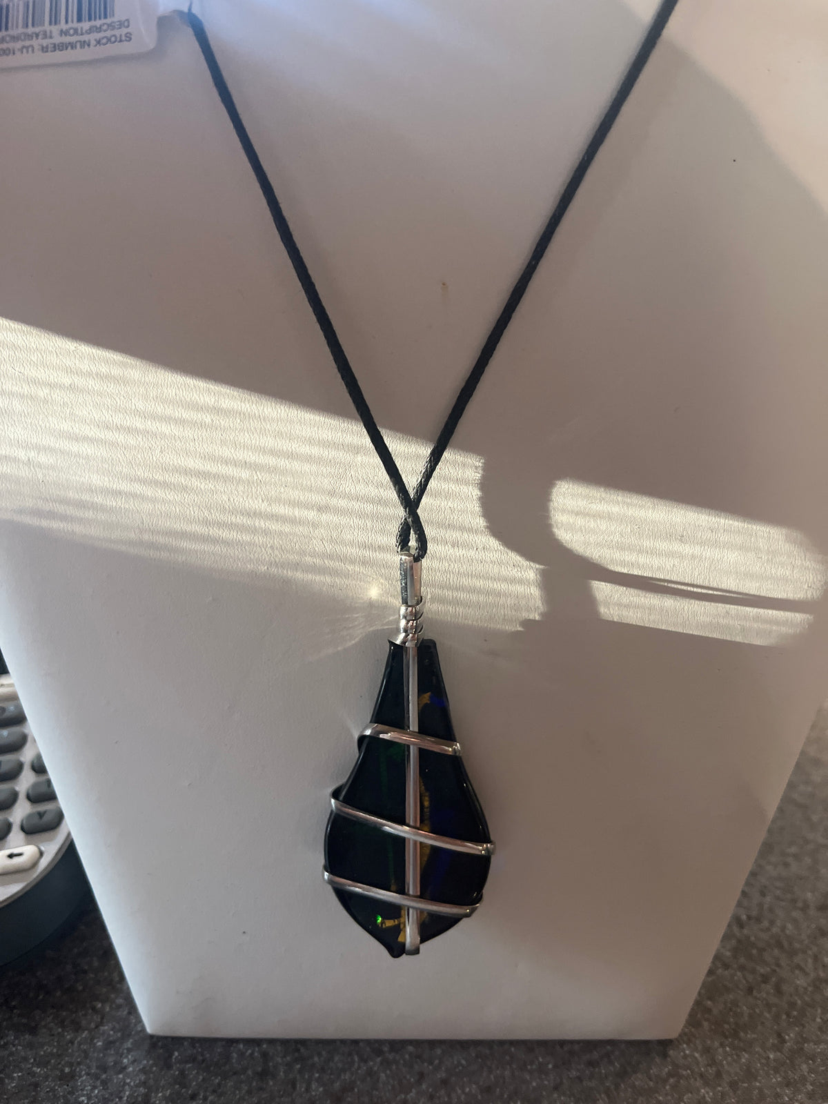 UJ1002 Teardrop Necklace