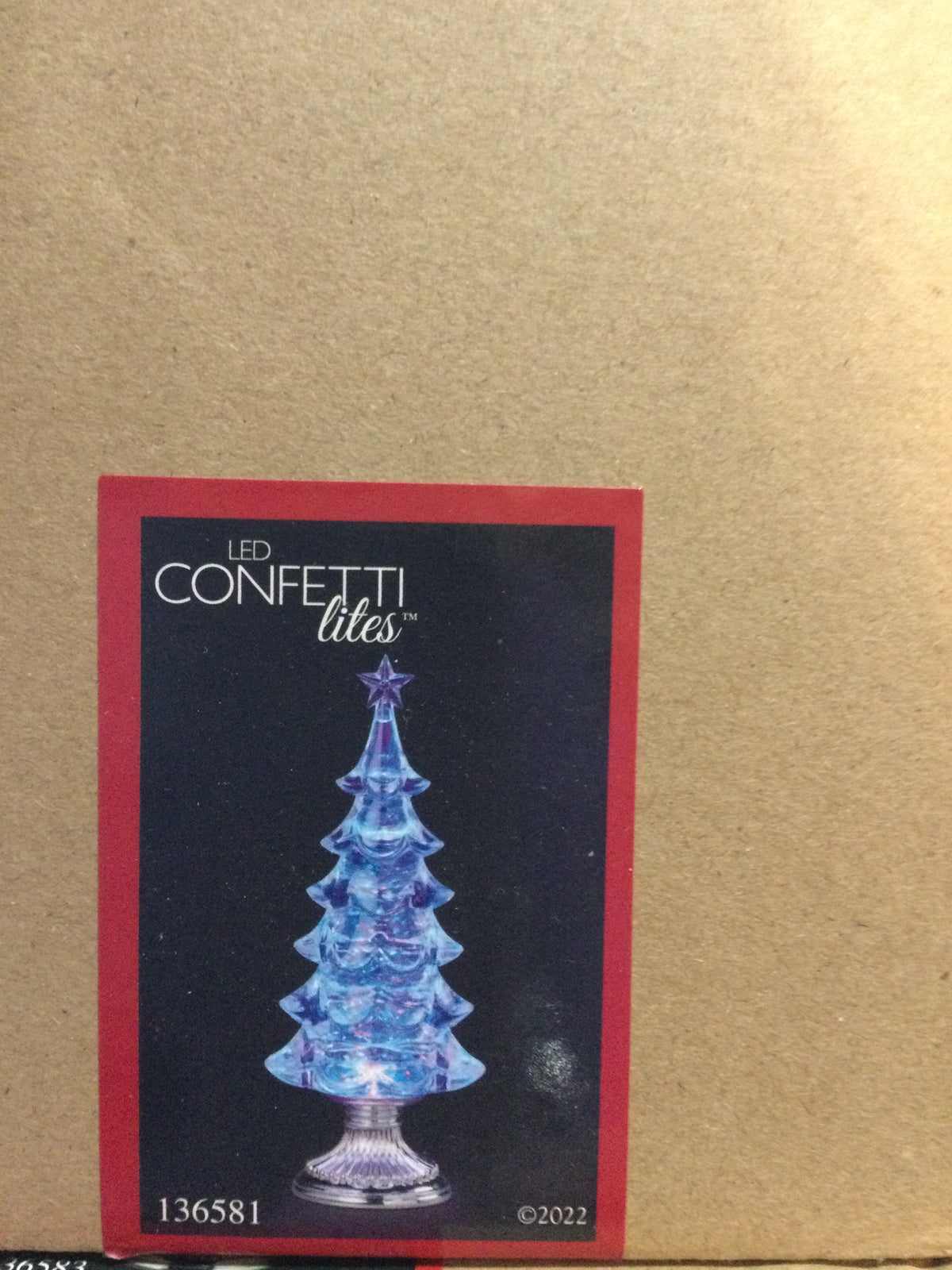 Lighted swirl tree