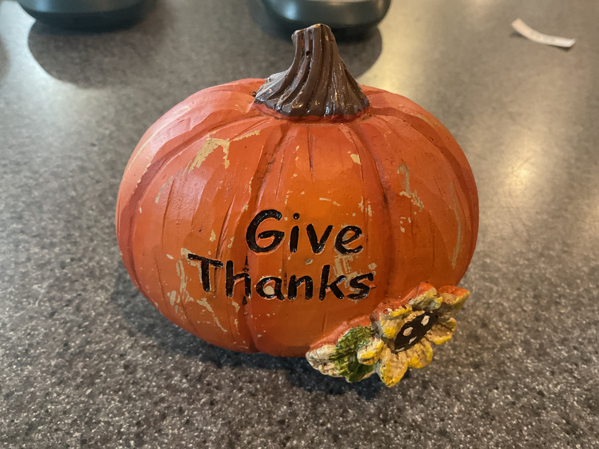 585298 Give Thanks Pumpkin