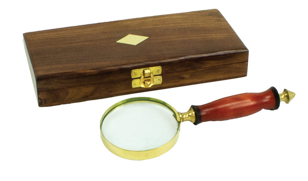 UA1447 Magnifying Glass